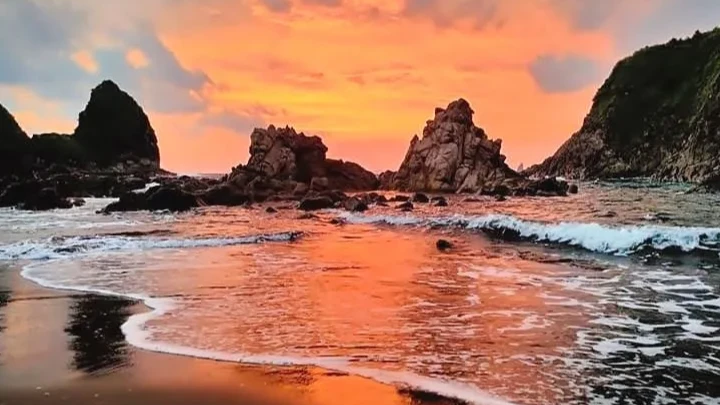 Pantai Payangan